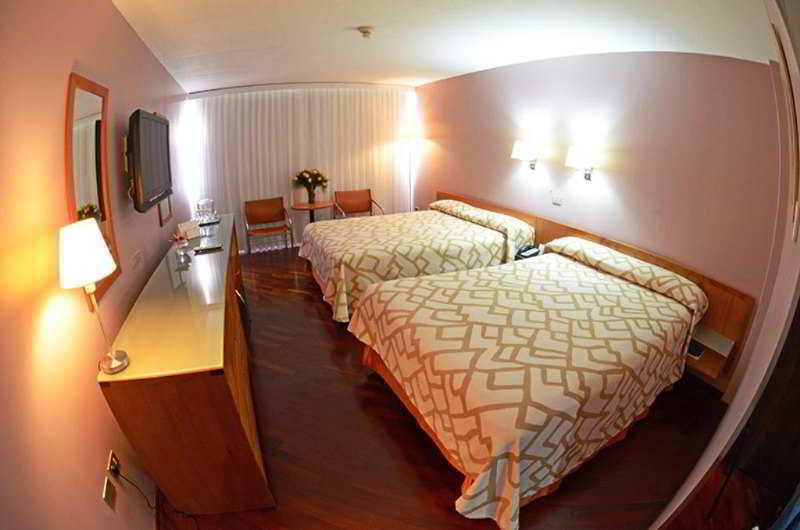 Hotel Paseo De Las Mercedes Caracas Extérieur photo